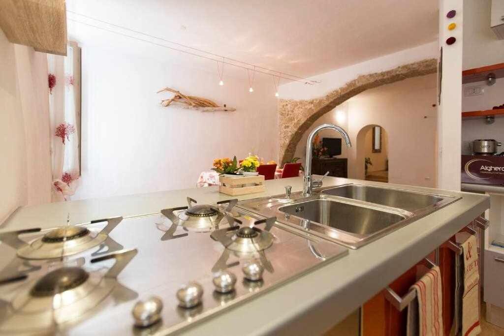 Casa Principe Open Space Wifi Ac All Comforts Apartment Alghero Luaran gambar