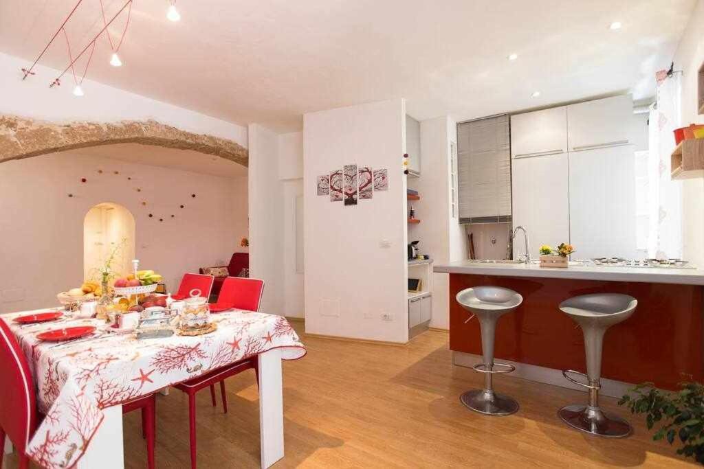Casa Principe Open Space Wifi Ac All Comforts Apartment Alghero Luaran gambar